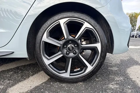 PY23GZH Audi A1 Black Edition 35 TFSI 150 PS S tronic Thumbnail #11