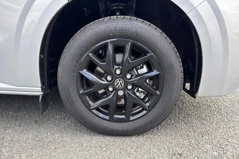 12 of 39 for VOLKSWAGEN TRANSPORTER 2.0 TDI 170 Commerce Pro Van Auto