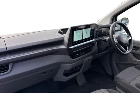 14 of 39 for VOLKSWAGEN TRANSPORTER 2.0 TDI 170 Commerce Pro Van Auto