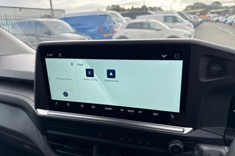 16 of 39 for VOLKSWAGEN TRANSPORTER 2.0 TDI 170 Commerce Pro Van Auto