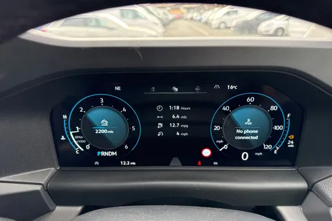 26 of 39 for VOLKSWAGEN TRANSPORTER 2.0 TDI 170 Commerce Pro Van Auto