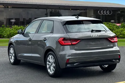 Audi A1 1.0 TFSI 25 Sport Sportback Euro 6 (s/s) 5dr Thumbnail #3