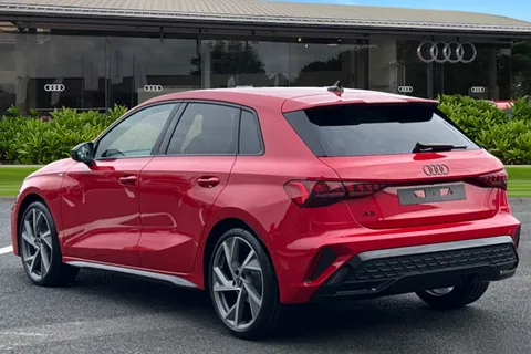  Audi A3 2.0 TDI Black Edition Sportback S Tronic Euro 6 (s/s) 5dr Thumbnail #3