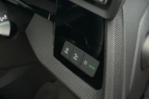  Audi A3 2.0 TDI Black Edition Sportback S Tronic Euro 6 (s/s) 5dr Thumbnail #45