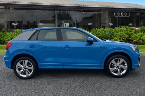 KR71LDZ Audi Q2 S line 35 TFSI 150 PS S tronic Thumbnail #4