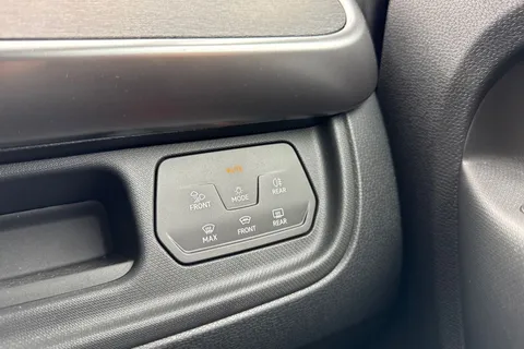 CX25LBF Volkswagen ID. Buzz 210kW Style Pro 79kWh 5dr Auto Thumbnail #25