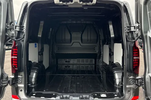 MF75FMZ Volkswagen Transporter T30 Panel Van Commerce Pro SWB 150 PS 2.0 TDI 8sp Automatic Thumbnail #10