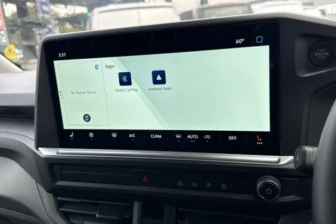 MF75FMZ Volkswagen Transporter T30 Panel Van Commerce Pro SWB 150 PS 2.0 TDI 8sp Automatic Thumbnail #12