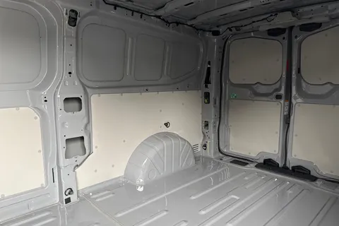 MF75FOD Volkswagen Transporter T32 Panel Van Commerce LWB 150 PS 2.0 TDI 8sp Automatic Thumbnail #14