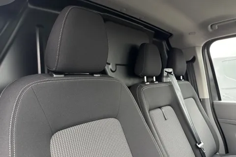 MF75FMZ Volkswagen Transporter T30 Panel Van Commerce Pro SWB 150 PS 2.0 TDI 8sp Automatic Thumbnail #21