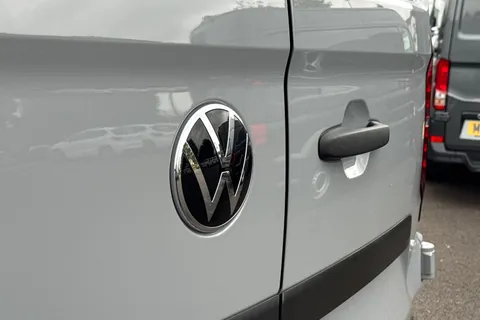 MF75FOD Volkswagen Transporter T32 Panel Van Commerce LWB 150 PS 2.0 TDI 8sp Automatic Thumbnail #29