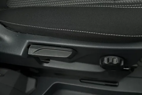 MF75FOD Volkswagen Transporter T32 Panel Van Commerce LWB 150 PS 2.0 TDI 8sp Automatic Thumbnail #33