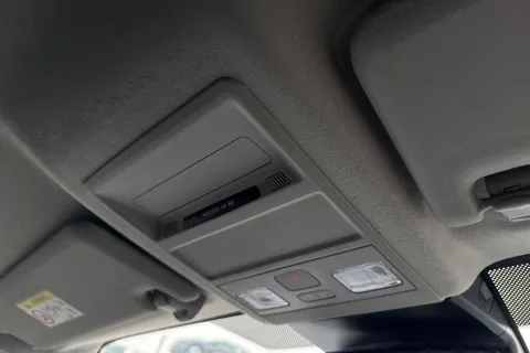 MF75FMZ Volkswagen Transporter T30 Panel Van Commerce Pro SWB 150 PS 2.0 TDI 8sp Automatic Thumbnail #38