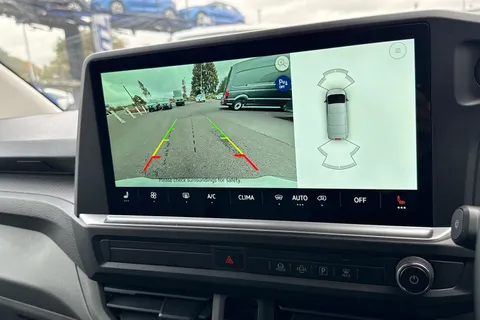 MF75FMZ Volkswagen Transporter T30 Panel Van Commerce Pro SWB 150 PS 2.0 TDI 8sp Automatic Thumbnail #43