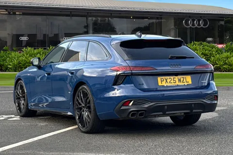 PX25WZL Audi A6 Avant 2.0 TDI Launch Edition S Tronic quattro Euro 6 (s/s) 5dr Thumbnail #3