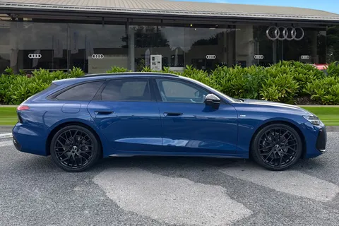 PX25WZL Audi A6 Avant 2.0 TDI Launch Edition S Tronic quattro Euro 6 (s/s) 5dr Thumbnail #4