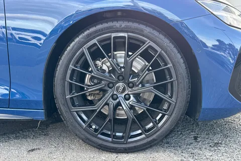 PX25WZL Audi A6 Avant 2.0 TDI Launch Edition S Tronic quattro Euro 6 (s/s) 5dr Thumbnail #11