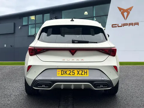 DK25XZH CUPRA Leon 1.5 eTSI 150 V1 5dr DSG Thumbnail #5