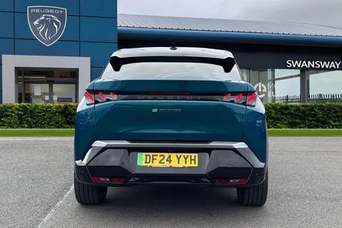 DF24YYH PEUGEOT E-3008 73kWh GT Auto 5dr Thumbnail #5