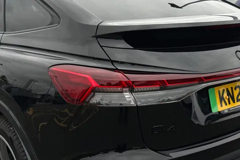 KN25MBX Audi Q4 e-tron Q4 Sportback Black Edition 45 e-tron 210,00 kW Thumbnail #8