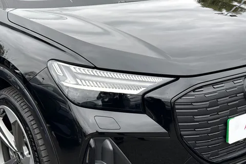 KN25MBX Audi Q4 e-tron Q4 Sportback Black Edition 45 e-tron 210,00 kW Thumbnail #9