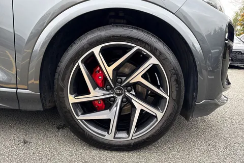 KW74DNY Audi Q6 E-Tron Q6 SUV Edition 1 e-tron quattro kW Thumbnail #11