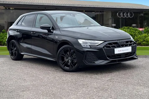 DA25SMX Audi A3 Black Edition 40 TFSI e 204 PS S tronic Thumbnail #2