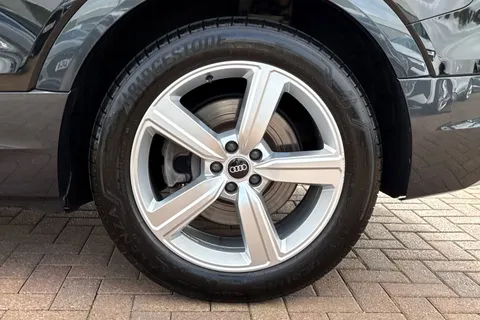 GY72HKG Audi e-tron Sportback Technik 50 quattro 230,00 kW Thumbnail #14