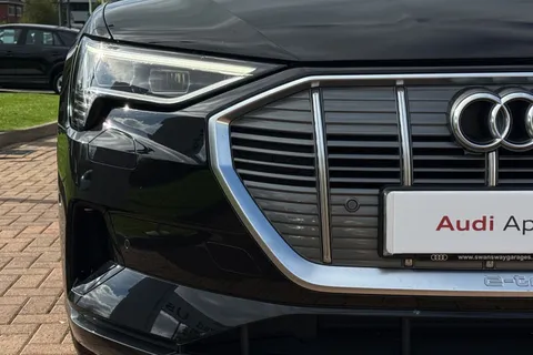 GY72HKG Audi e-tron Sportback Technik 50 quattro 230,00 kW Thumbnail #29