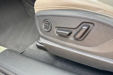 GY72HKG Audi e-tron Sportback Technik 50 quattro 230,00 kW Thumbnail #33