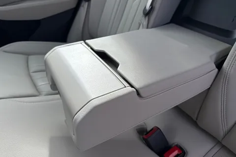 GY72HKG Audi e-tron Sportback Technik 50 quattro 230,00 kW Thumbnail #36