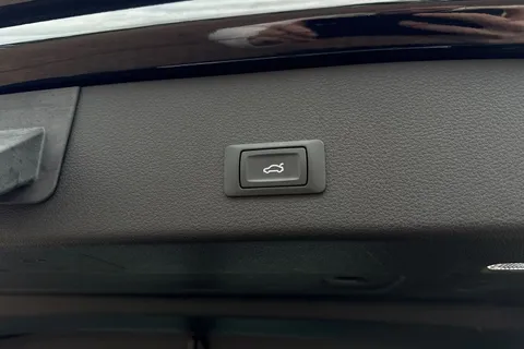 GY72HKG Audi e-tron Sportback Technik 50 quattro 230,00 kW Thumbnail #40