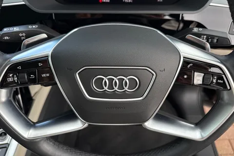 GY72HKG Audi e-tron Sportback Technik 50 quattro 230,00 kW Thumbnail #48