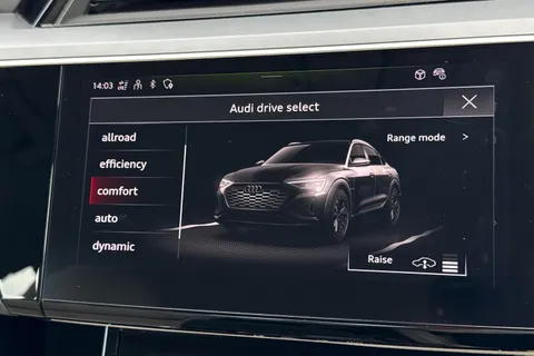 GY72HKG Audi e-tron Sportback Technik 50 quattro 230,00 kW Thumbnail #58