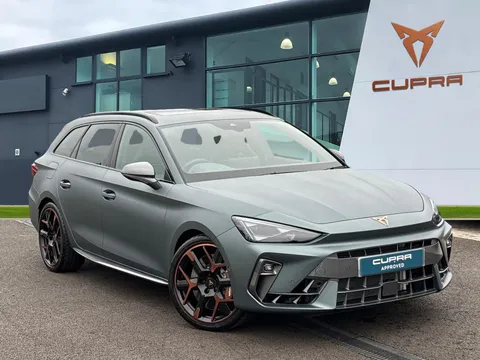 KY25JXP CUPRA Leon 2.0 TSI 333 VZ3 5dr DSG 4Drive, **MATTE PAINT, PAN ROOF** Thumbnail #2