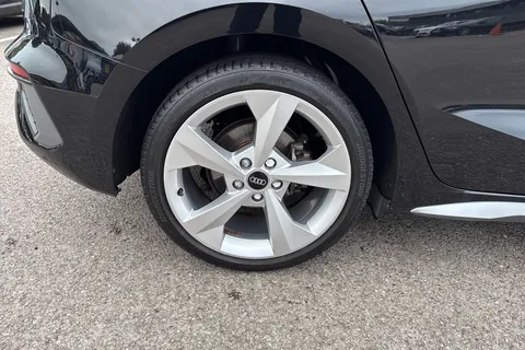 DA72KPV Audi A3 S line 35 TFSI 150 PS S tronic Thumbnail #11