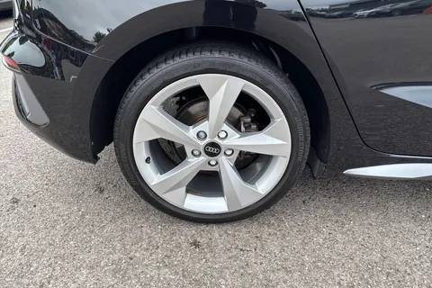 DA72KPV Audi A3 S line 35 TFSI 150 PS S tronic Thumbnail #12