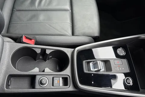 DA72KPV Audi A3 S line 35 TFSI 150 PS S tronic Thumbnail #49