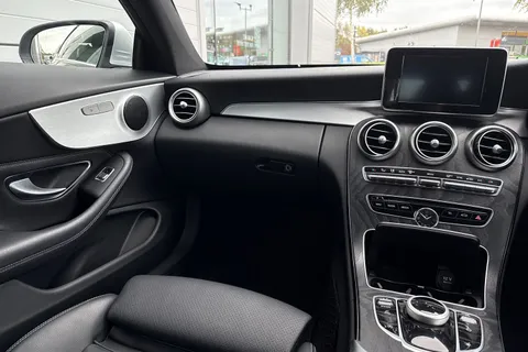 OV18ZGB Mercedes-Benz C Class 2.1 C220d AMG Line G-Tronic+ Euro 6 (s/s) 2dr Thumbnail #21