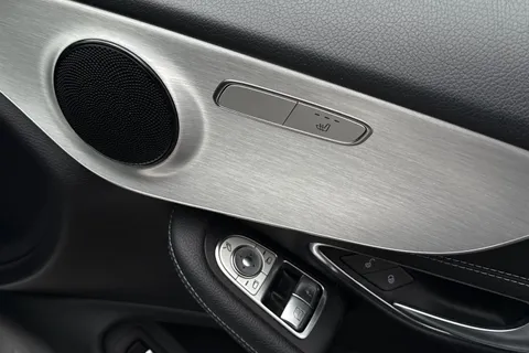 OV18ZGB Mercedes-Benz C Class 2.1 C220d AMG Line G-Tronic+ Euro 6 (s/s) 2dr Thumbnail #40