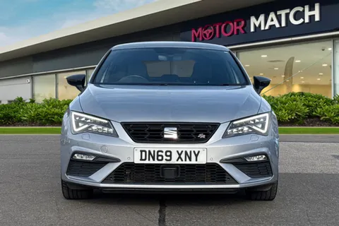 DN69XNY SEAT Leon 1.5 TSI EVO FR Black Edition Euro 6 (s/s) 5dr Thumbnail #6