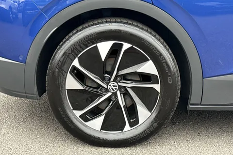 WF72UYV Volkswagen ID.4 Pro Performance 77kWh Family Auto 5dr Thumbnail #11