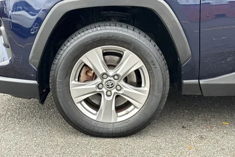 SJ72WFS Toyota Rav4 2.5 VVT-h Icon CVT Euro 6 (s/s) 5dr Thumbnail #14