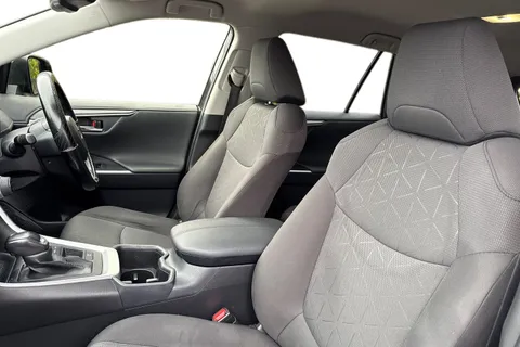 SJ72WFS Toyota Rav4 2.5 VVT-h Icon CVT Euro 6 (s/s) 5dr Thumbnail #17