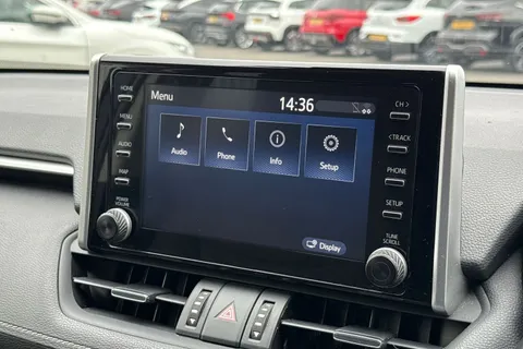 SJ72WFS Toyota Rav4 2.5 VVT-h Icon CVT Euro 6 (s/s) 5dr Thumbnail #18