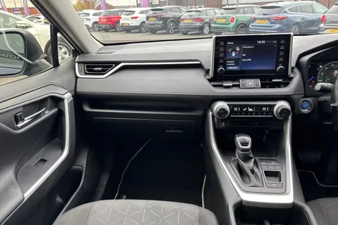 SJ72WFS Toyota Rav4 2.5 VVT-h Icon CVT Euro 6 (s/s) 5dr Thumbnail #21