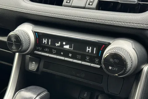 SJ72WFS Toyota Rav4 2.5 VVT-h Icon CVT Euro 6 (s/s) 5dr Thumbnail #23