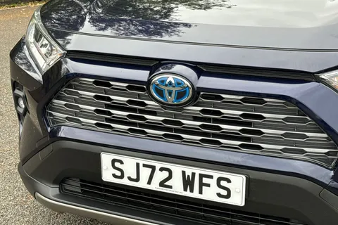 SJ72WFS Toyota Rav4 2.5 VVT-h Icon CVT Euro 6 (s/s) 5dr Thumbnail #28