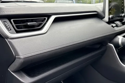 SJ72WFS Toyota Rav4 2.5 VVT-h Icon CVT Euro 6 (s/s) 5dr Thumbnail #35