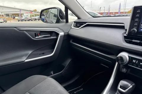 SJ72WFS Toyota Rav4 2.5 VVT-h Icon CVT Euro 6 (s/s) 5dr Thumbnail #40